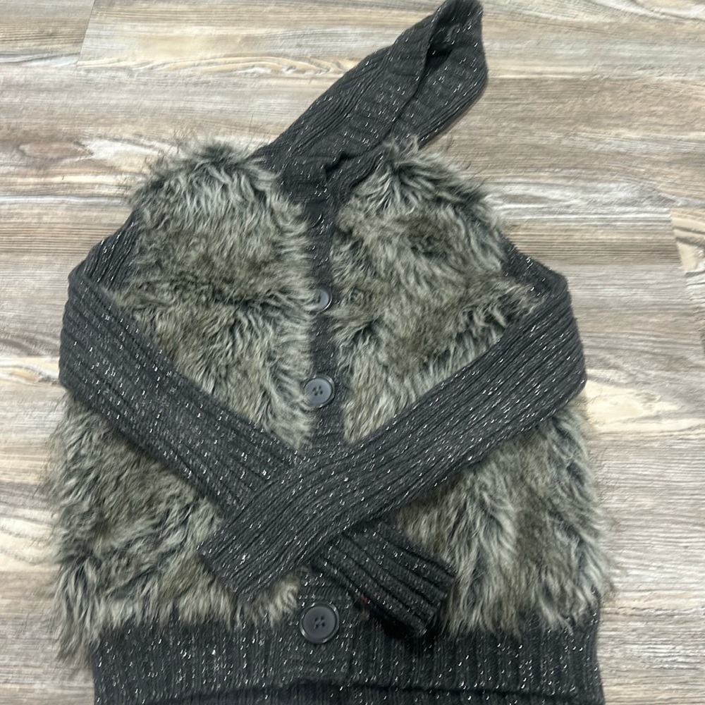 gray sweater with fur